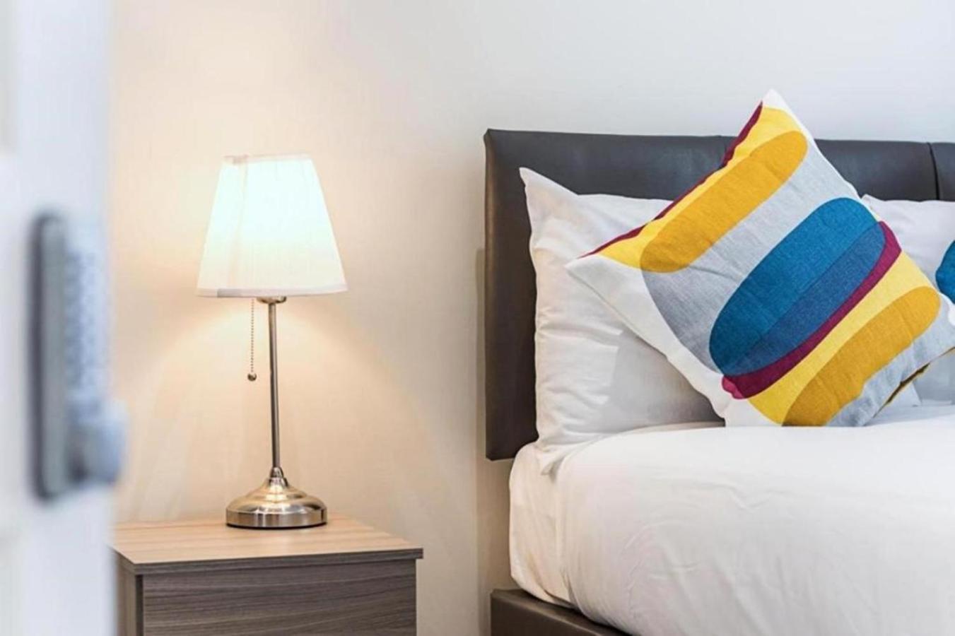 Chic Rooms In Spitalfields, London Bagian luar foto